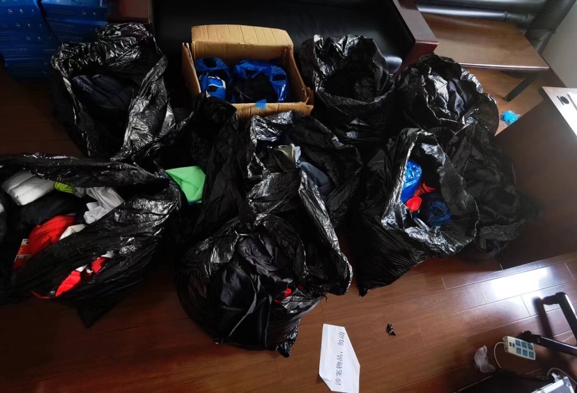 CQ9电子 CQ9传奇电子沪男子盗窃数百件品牌服装低价转卖 涉案40余万元