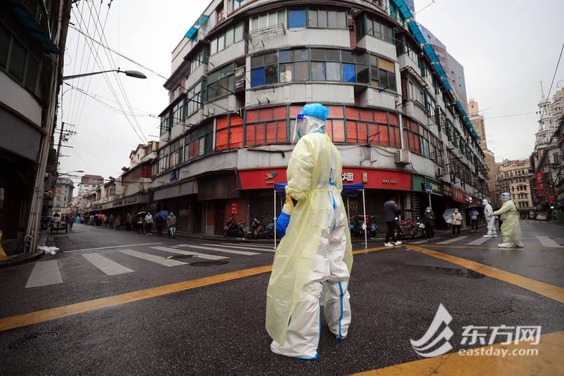 核酸|直击!上海4.26开展“三区”全员核酸筛查现场