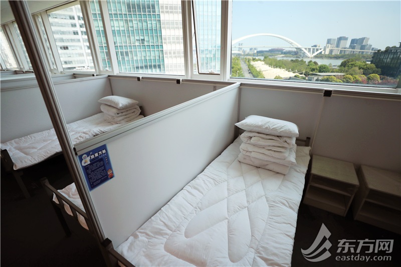 房屋|能看江景的方舱没有了!沪首个立体放舱医院关舱