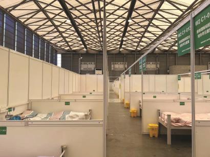 亲子|直击!目前上海最大方舱医院开设“亲子方舱”