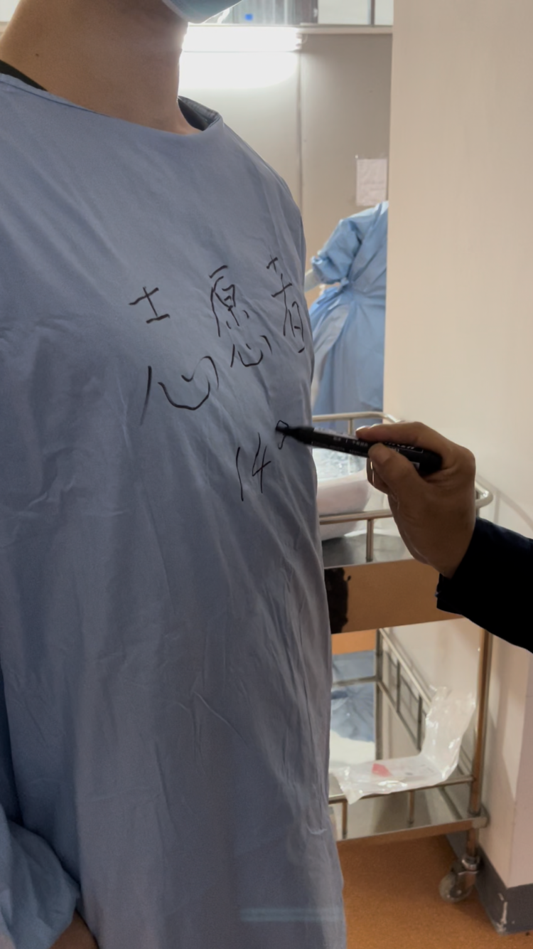 隔离|晨报记者方舱日记② | 张江方舱伙食太好了!