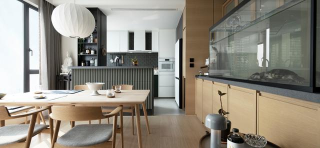 超多|这位90后男主很有眼光,买下被人嫌弃的顶层,装修后被超多人羡慕