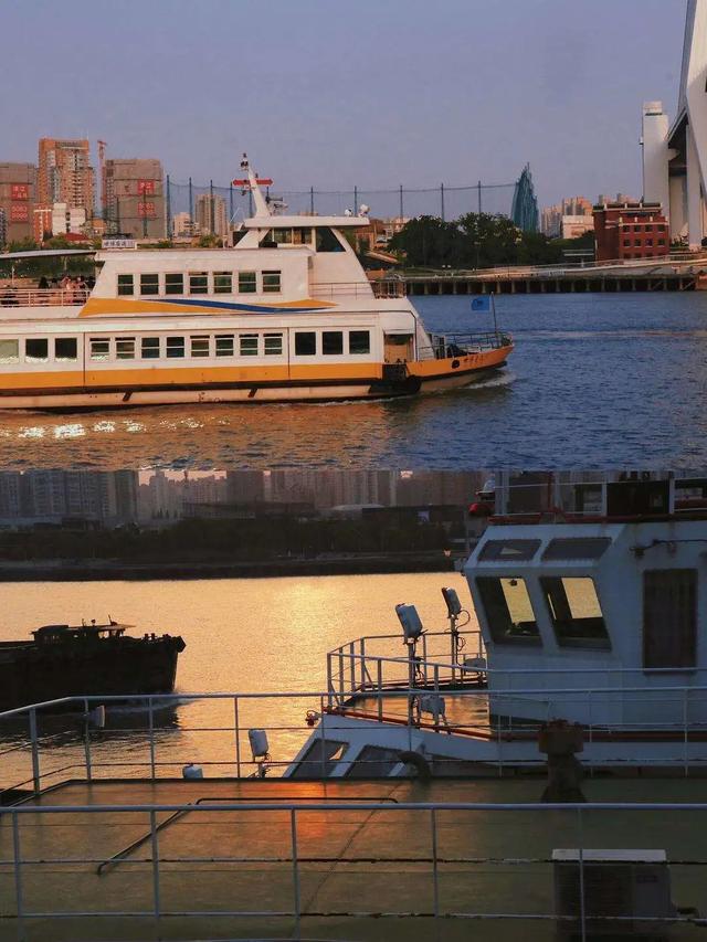 支付宝|111岁的上海轮渡迎来无人售票时代!