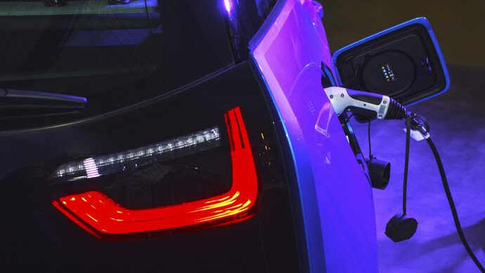 联席会秘书长|原材料价格暴涨超400%!这类车要涨价了?车企纷纷宣布,有的涨7000元