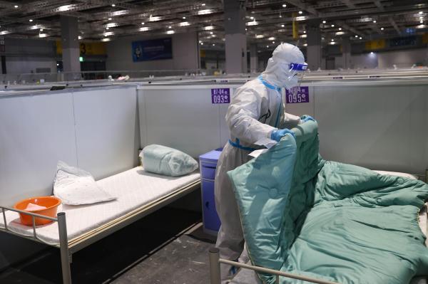 方舱|高低床亲子区、耳塞助眠、开通WiFi:“四叶草”方舱贴心准备了这些