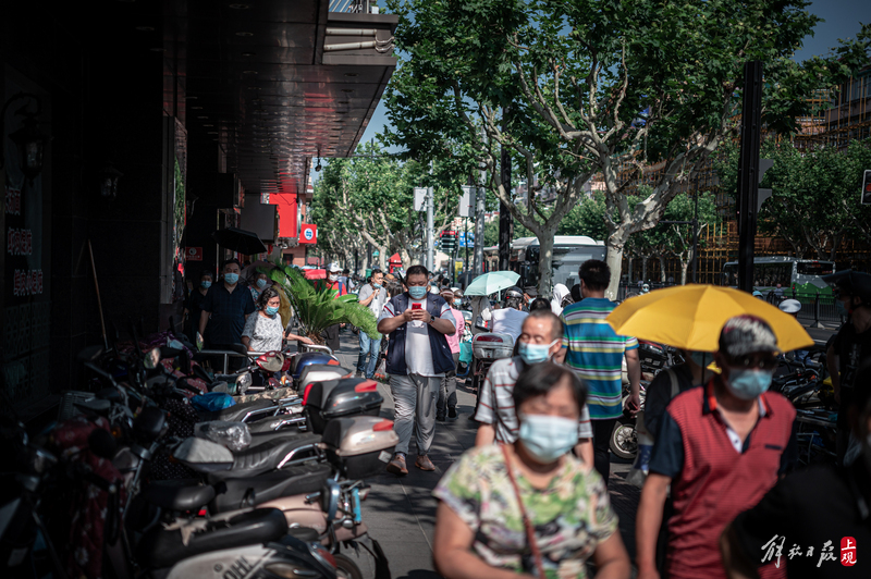 人气|注意!上海“宝藏菜场”重开,半数商家首日回归