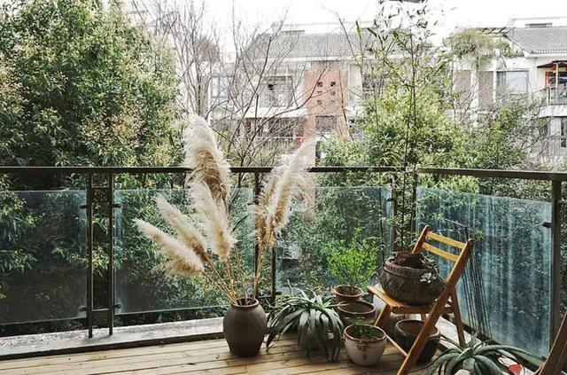 姑娘|两个设计师姑娘租下141㎡清水房，只花4W6打造梦想中的家