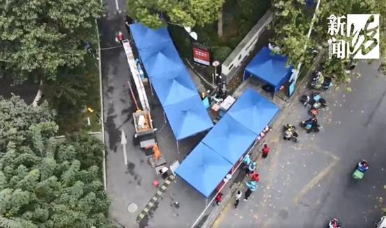 外来户|太太即将生产,上海男子却“一脚油门闯进”封闭小区,就算会三国语言也讲不清了…