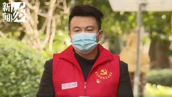 外来户|太太即将生产,上海男子却“一脚油门闯进”封闭小区,就算会三国语言也讲不清了…