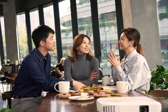 |以数字创新焕新第三空间 星巴克1971客厅.专星送新功能等首发美团