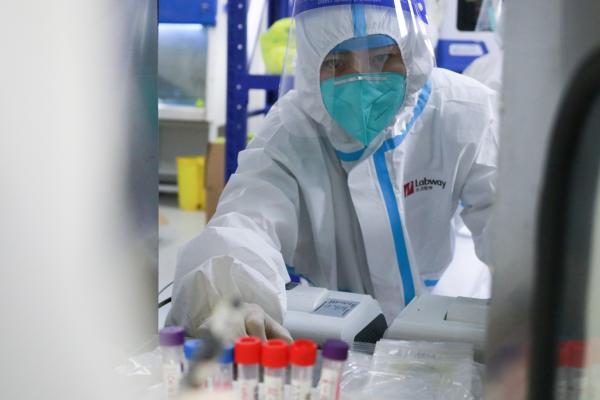 核酸检测|揭秘上海实际核酸检测能力,3月初是每天100万管,现已迅速扩增到……