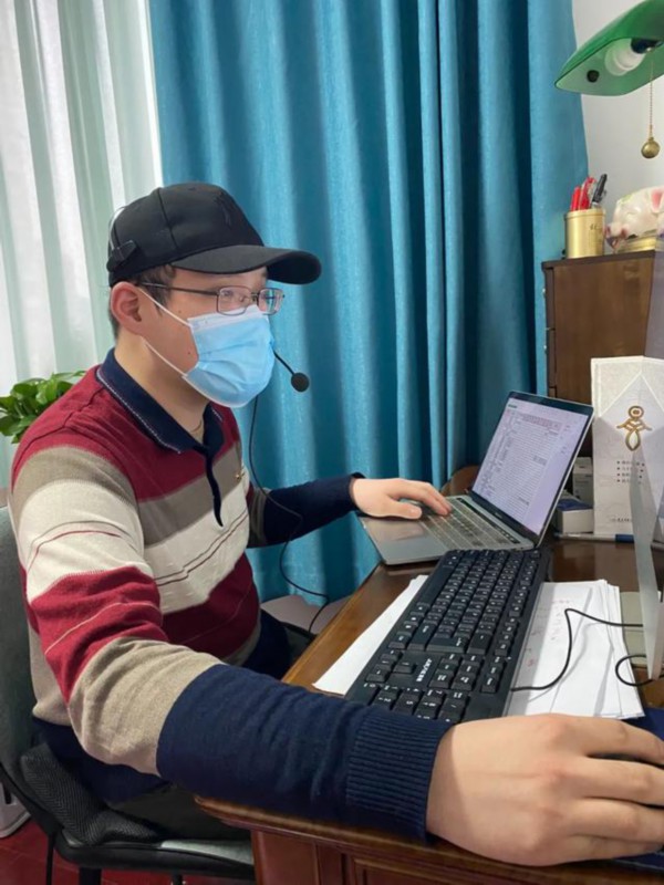 上海话|讲上海话的114，帮不会用智能手机的老人订到菜