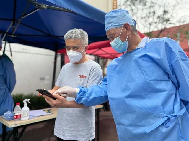 高境镇|直击!新江湾城防范区居民可有序外出,都去干了啥?