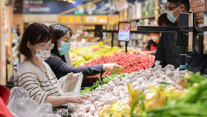 桑园街|“油烧热了,总会有生意的。”上海街边小店怎么样了?