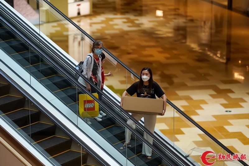 市民|上海各大商圈如常归来,激发市民“买买买”热情