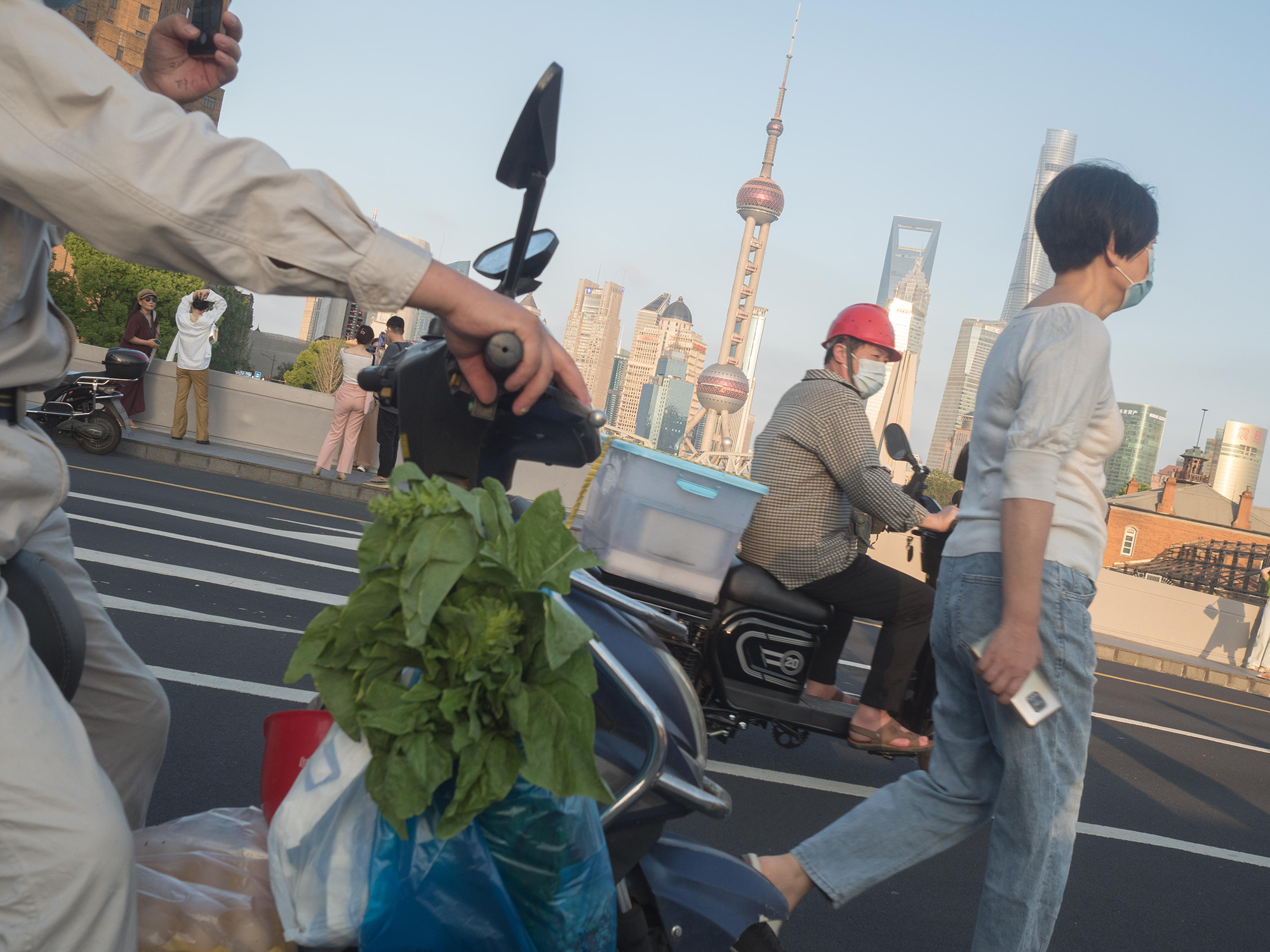 乍浦|静态管理两个月后,乍浦路桥上重现的爱与平凡