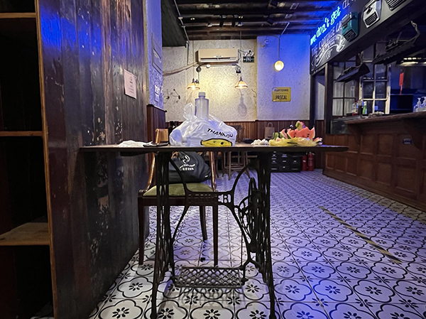 咖啡馆|老麦咖啡馆静安寺店歇业:与客人道了一天的别,咖啡精神仍在