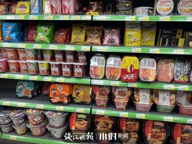 米饭|放大10000倍后的“自热米饭”!这幕着实没想到…