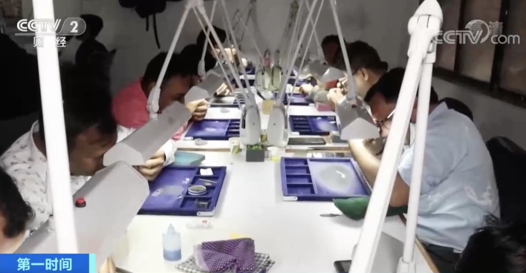 开采|全球钻石行业陷入混乱?有工厂已停工!天然钻石价格也将飙升?发生了啥?