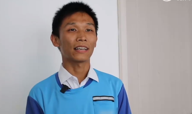 上海交大|外卖小哥考取上海交大研究生,其生病的父亲泪崩,网友直呼励志!