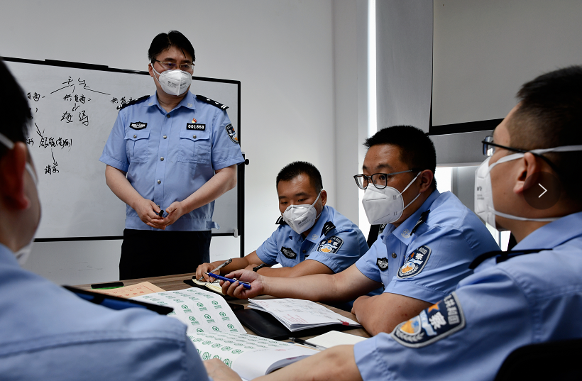 证明商标|换件“绿色食品”假马甲,30元一斤的草莓涨到50元……教你“三招”鉴真伪